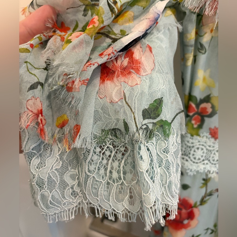 ALICE + OLIVIA SANTOS COLD SHOULDER DRESS - Picture 4 of 11